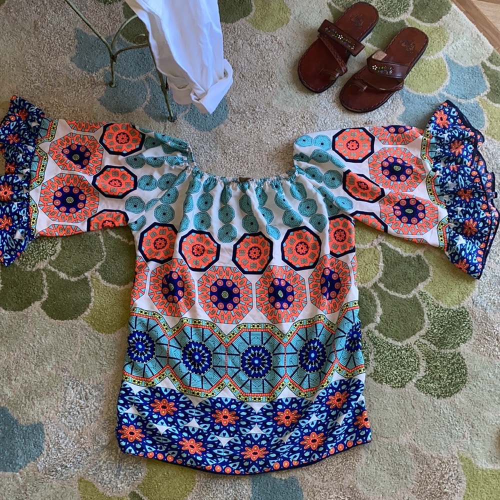 Tunic - Picture 5 of 7